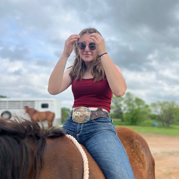 carliehowell06